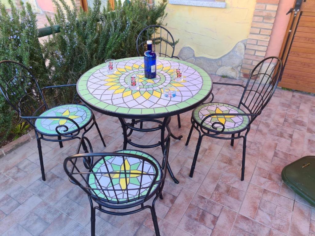 L'Estasi Tanca Piras A Bordo Piscina Con Vista Mare Vila Nebida Exterior foto
