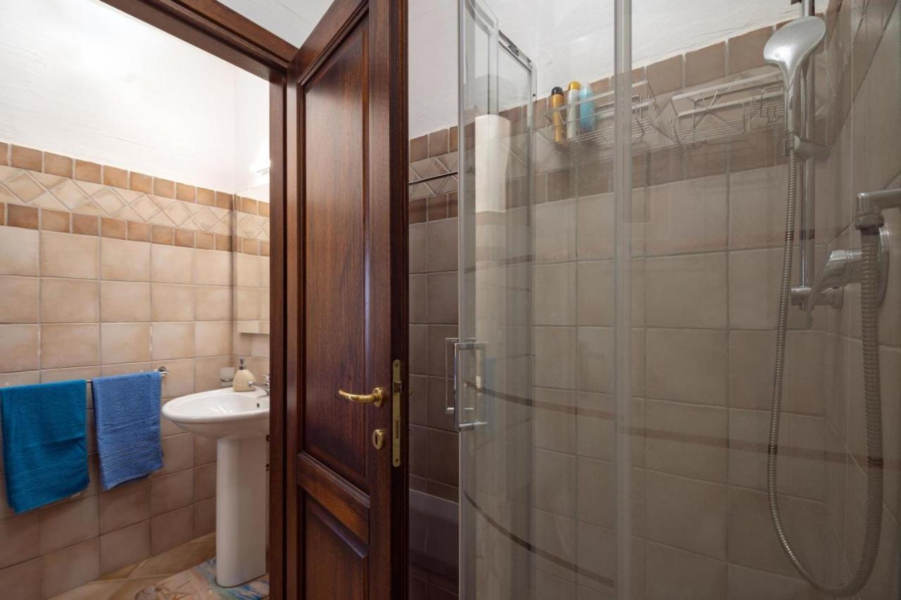 L'Estasi Tanca Piras A Bordo Piscina Con Vista Mare Vila Nebida Exterior foto