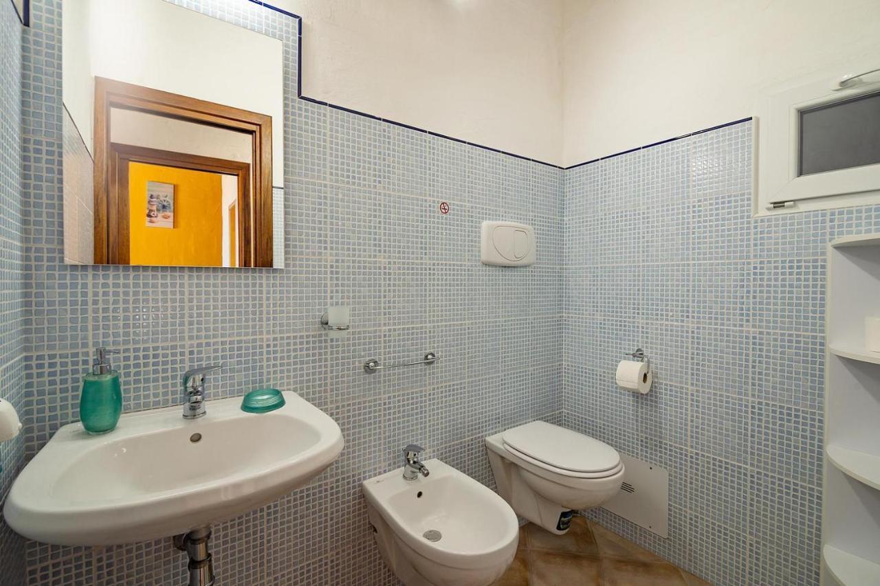 L'Estasi Tanca Piras A Bordo Piscina Con Vista Mare Vila Nebida Exterior foto