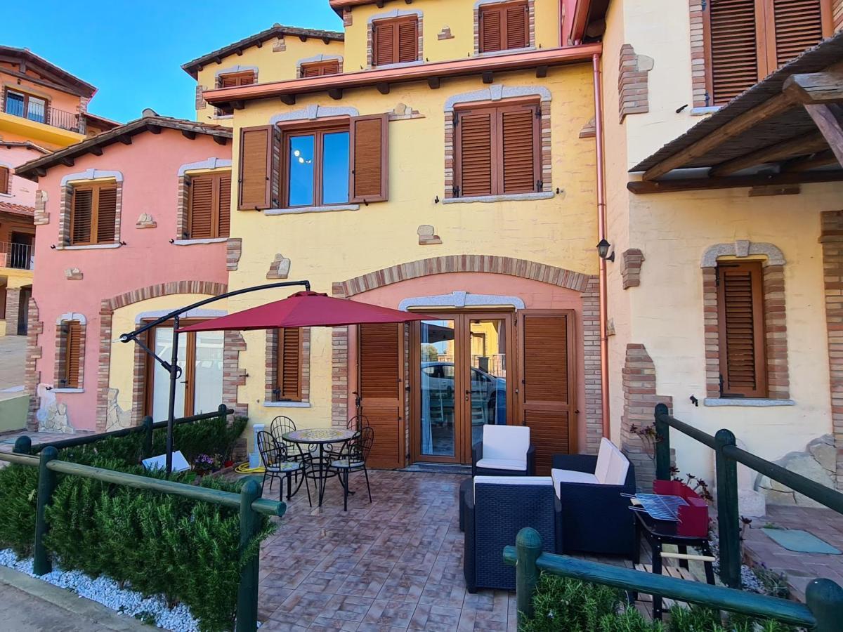 L'Estasi Tanca Piras A Bordo Piscina Con Vista Mare Vila Nebida Exterior foto