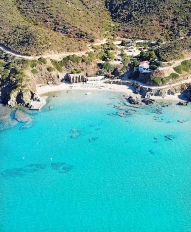 L'Estasi Tanca Piras A Bordo Piscina Con Vista Mare Vila Nebida Exterior foto