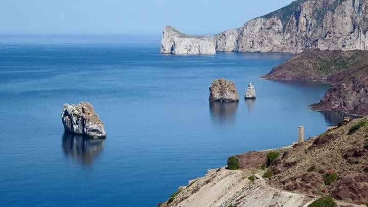 L'Estasi Tanca Piras A Bordo Piscina Con Vista Mare Vila Nebida Exterior foto